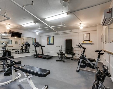 3102 Kings Road - Photo Thumbnail 8