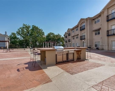 3102 Kings Road - Photo Thumbnail 9