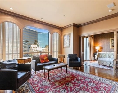 5320 E Mockingbird Lane - Photo Thumbnail 7