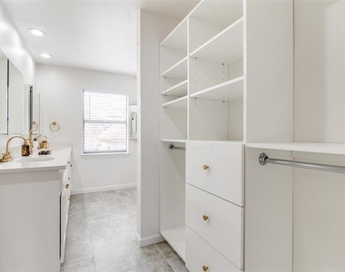 9130 Valley Chapel Lane - Photo Thumbnail 24