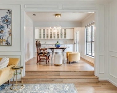9130 Valley Chapel Lane - Photo Thumbnail 12