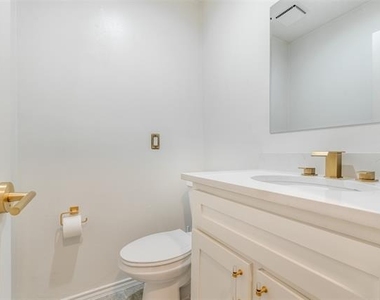 9130 Valley Chapel Lane - Photo Thumbnail 20