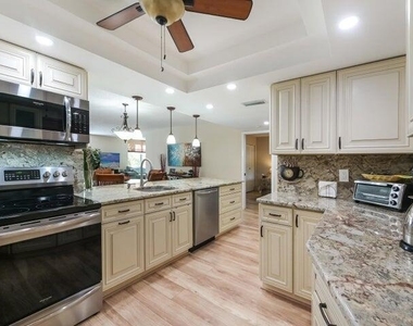 5340 Nw 2nd Avenue Nw - Photo Thumbnail 3