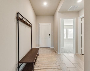 16453 Severn Lane - Photo Thumbnail 2