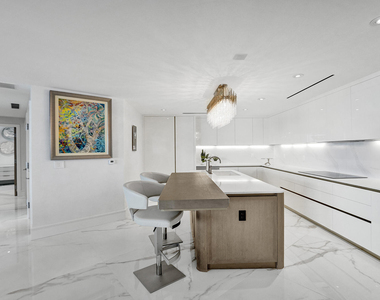 525 N Fort Lauderdale Beach Boulevard - Photo Thumbnail 17