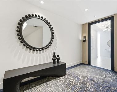 151 N Seabreeze Boulevard - Photo Thumbnail 22