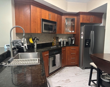 401 Sw 4th Avenue - Photo Thumbnail 4