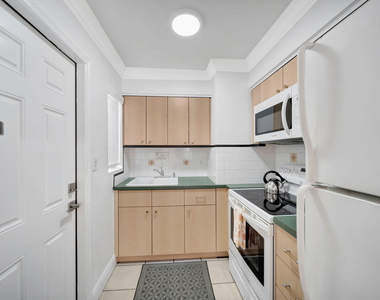 2724 Ne 14th Street - Photo Thumbnail 5