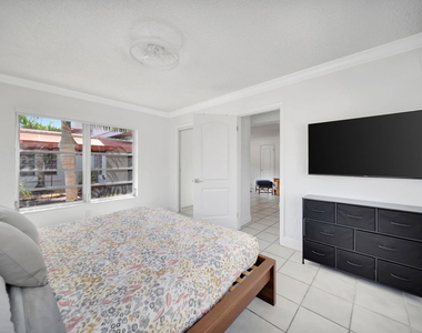 2724 Ne 14th Street - Photo Thumbnail 8