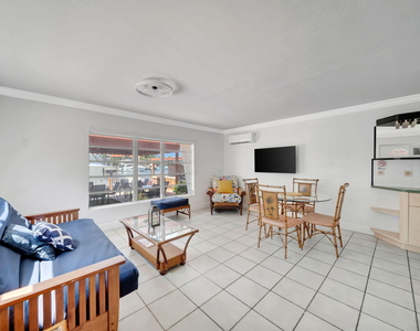 2724 Ne 14th Street - Photo Thumbnail 2