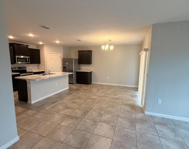 619 Sw Post Terrace - Photo Thumbnail 2