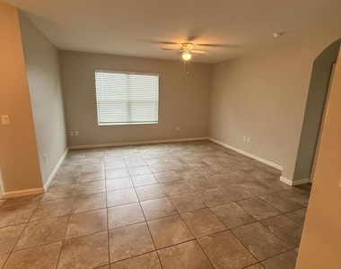 619 Sw Post Terrace - Photo Thumbnail 1