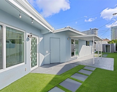2000 Se 26th Avenue - Photo Thumbnail 13