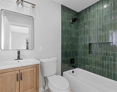 2000 Se 26th Avenue - Photo Thumbnail 8