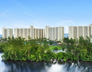 500 Ocean Trail Way - Photo Thumbnail 31