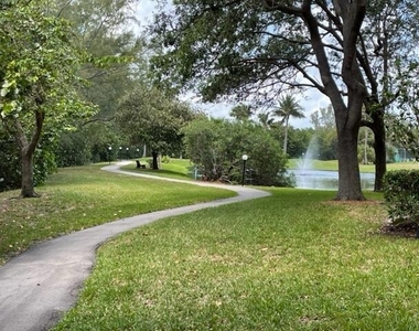 500 Ocean Trail Way - Photo Thumbnail 23