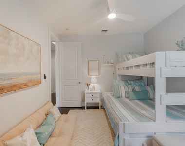 918 St George Boulevard - Photo Thumbnail 24
