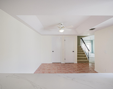 4890 Bethel Creek Drive - Photo Thumbnail 11