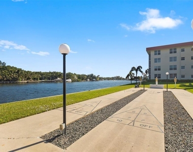 3100 Ne 48th Court - Photo Thumbnail 32