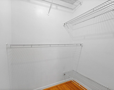 1021 Flame Vine Avenue - Photo Thumbnail 16
