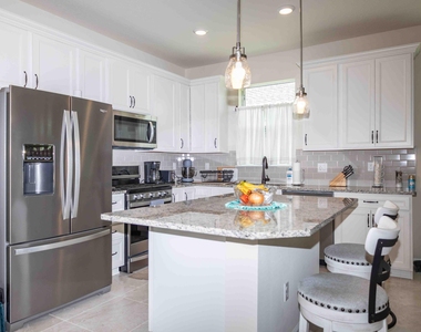 12944 Sw Vermillion Circle - Photo Thumbnail 3