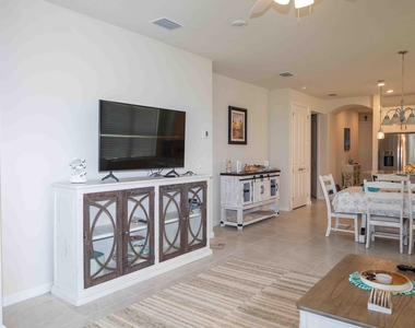 12944 Sw Vermillion Circle - Photo Thumbnail 9