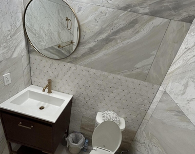 9908 Timber Creek Way - Photo Thumbnail 3