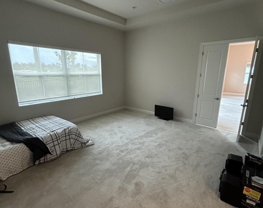 9908 Timber Creek Way - Photo Thumbnail 8