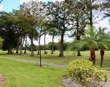 6080 Nw 44th Street - Photo Thumbnail 17