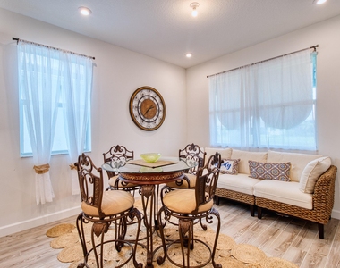 10407 Sw Aquila Way - Photo Thumbnail 16