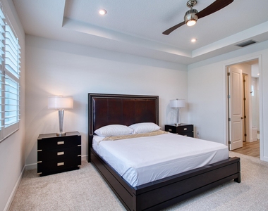 10407 Sw Aquila Way - Photo Thumbnail 35