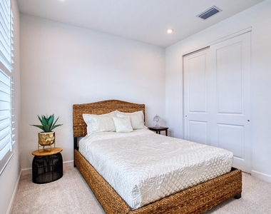 10407 Sw Aquila Way - Photo Thumbnail 43