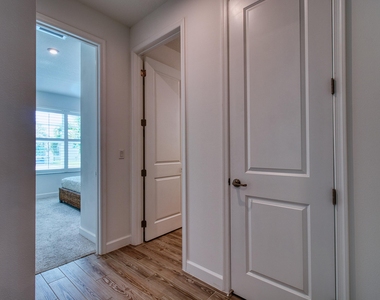 10407 Sw Aquila Way - Photo Thumbnail 41