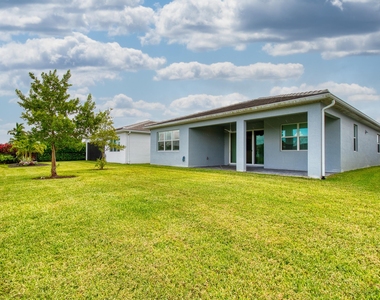 10407 Sw Aquila Way - Photo Thumbnail 20