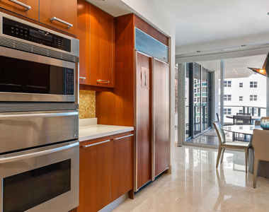 3101 S Ocean Drive - Photo Thumbnail 6