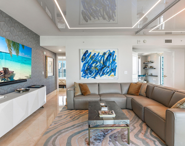 3101 S Ocean Drive - Photo Thumbnail 9
