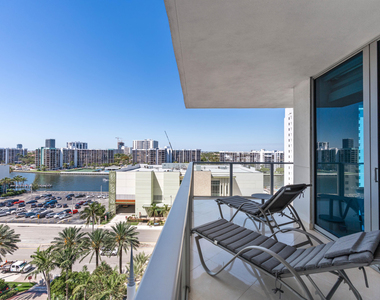 3101 S Ocean Drive - Photo Thumbnail 25