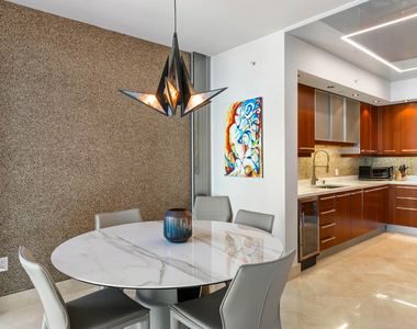 3101 S Ocean Drive - Photo Thumbnail 7