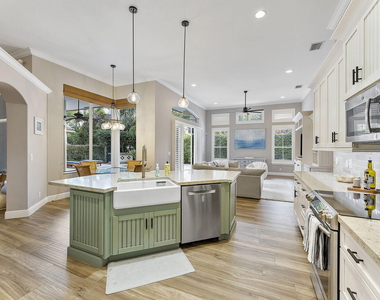 2903 Fontana Lane - Photo Thumbnail 15