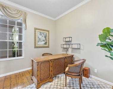 2903 Fontana Lane - Photo Thumbnail 36