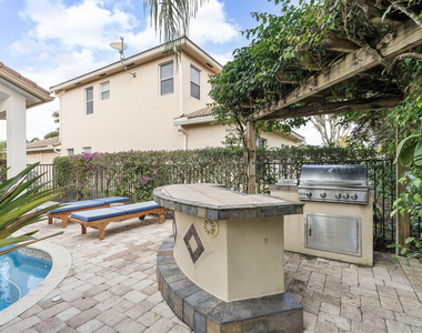 2903 Fontana Lane - Photo Thumbnail 28