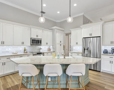 2903 Fontana Lane - Photo Thumbnail 16