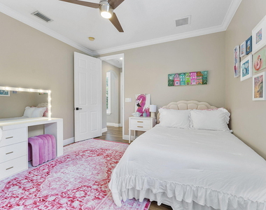 2903 Fontana Lane - Photo Thumbnail 48