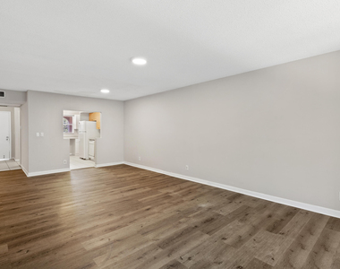 2700 Coral Springs Drive - Photo Thumbnail 17
