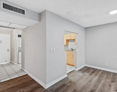 2700 Coral Springs Drive - Photo Thumbnail 6