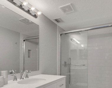 1176 Staghorn Street - Photo Thumbnail 14