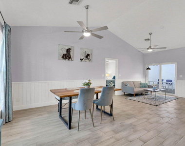 1176 Staghorn Street - Photo Thumbnail 8