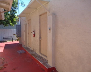 2204 Atlanta Street - Photo Thumbnail 5