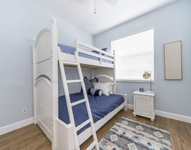 4198 Saint Lukes Lane - Photo Thumbnail 11