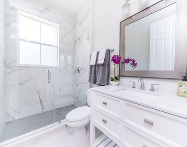 4198 Saint Lukes Lane - Photo Thumbnail 10